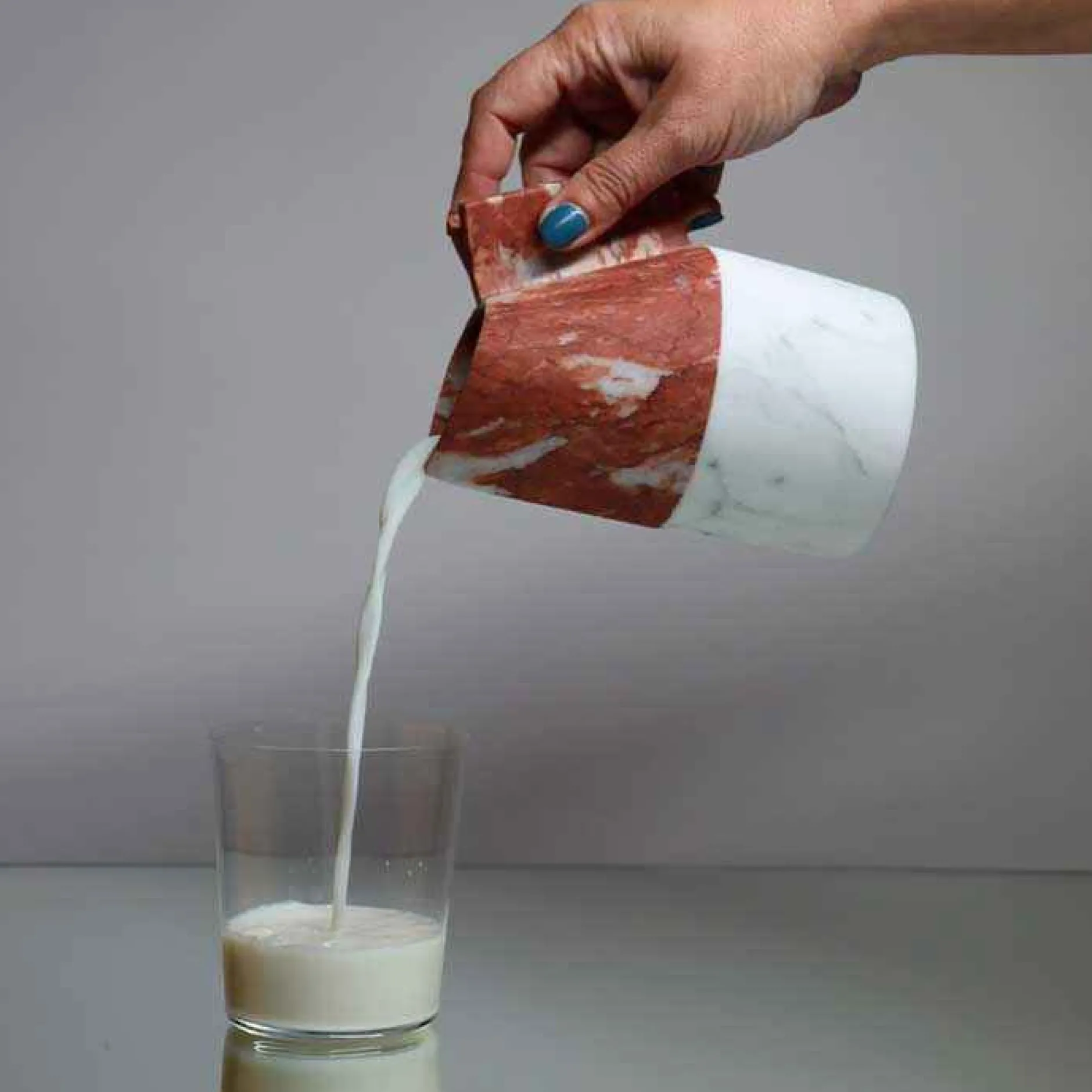 Editions Milano Versi Carafe Small B, Patricia Urquiola Design - Made To Order