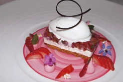 ISSIMO Eating At Hotel Il Pellicano